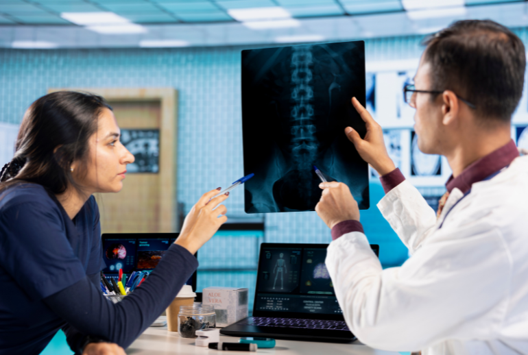 Bone Fracture Specialist East Delhi